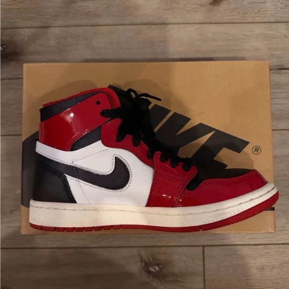 Nike Air Jordan 1 Zoom CMFT - Picture 2 of 6